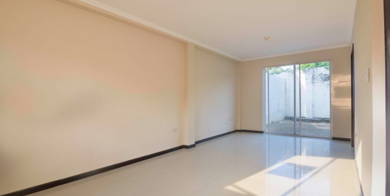 Casa en venta en Urbanización Marina D\'or vía a Salitre GeoBienes - Casa en venta en Urbanización Marina D'or vía a Salitre - Plusvalia Guayaquil Casas de venta y alquiler Inmobiliaria Ecuador