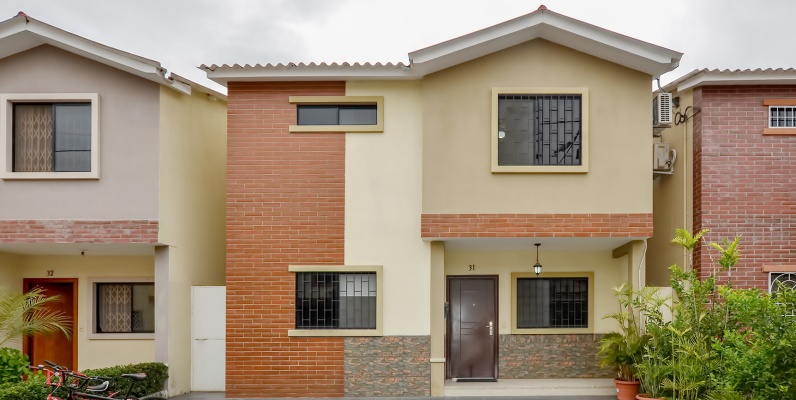 GeoBienes - Casa en venta en urbanización Milann sector Vía Salitre - Samborondón - Plusvalia Guayaquil Casas de venta y alquiler Inmobiliaria Ecuador