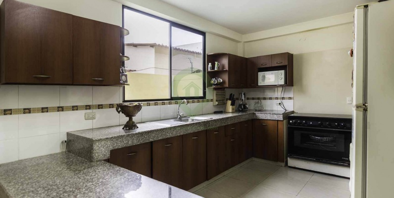 Casa en venta en Urbanización Milann vía a Samborondón GeoBienes - Casa en venta en Urbanización Milann vía a Samborondón - Plusvalia Guayaquil Casas de venta y alquiler Inmobiliaria Ecuador