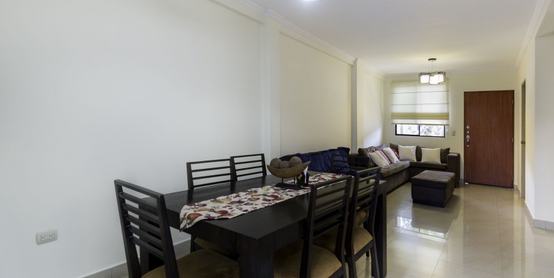 GeoBienes - Casa en venta en Urbanización Milann vía a Samborondón - Plusvalia Guayaquil Casas de venta y alquiler Inmobiliaria Ecuador GeoBienes - Casa en venta en Urbanización Milann vía a Samborondón - Plusvalia Guayaquil Casas de venta y alquiler Inmobiliaria Ecuador