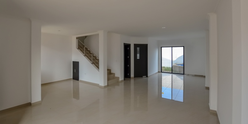 GeoBienes - Casa en venta en urbanización Napoli vía a Samborondón - Plusvalia Guayaquil Casas de venta y alquiler Inmobiliaria Ecuador