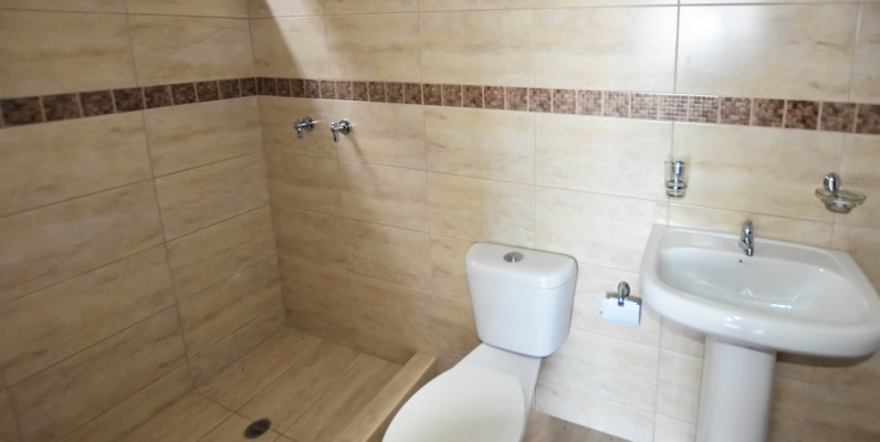 Casa en venta en urbanización Napoli sector vía a Samborondón GeoBienes - Casa en venta en urbanización Napoli vía a Samborondón - Plusvalia Guayaquil Casas de venta y alquiler Inmobiliaria Ecuador