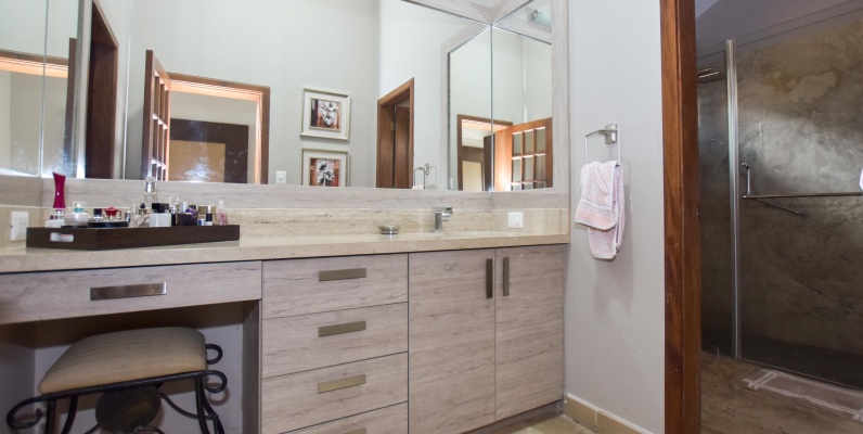 Casa en venta en urbanización Villa Nueva GeoBienes - Casa en venta en urbanización Villa Nueva - Plusvalia Guayaquil Casas de venta y alquiler Inmobiliaria Ecuador
