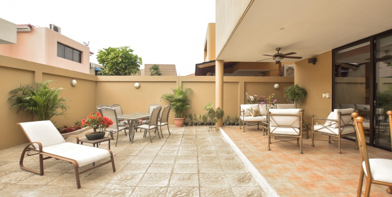 Casa en venta en urbanización Villa Nueva GeoBienes - Casa en venta en urbanización Villa Nueva - Plusvalia Guayaquil Casas de venta y alquiler Inmobiliaria Ecuador