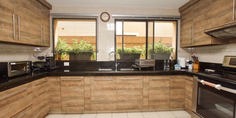 Casa en venta en urbanización Villa Nueva GeoBienes - Casa en venta en urbanización Villa Nueva - Plusvalia Guayaquil Casas de venta y alquiler Inmobiliaria Ecuador