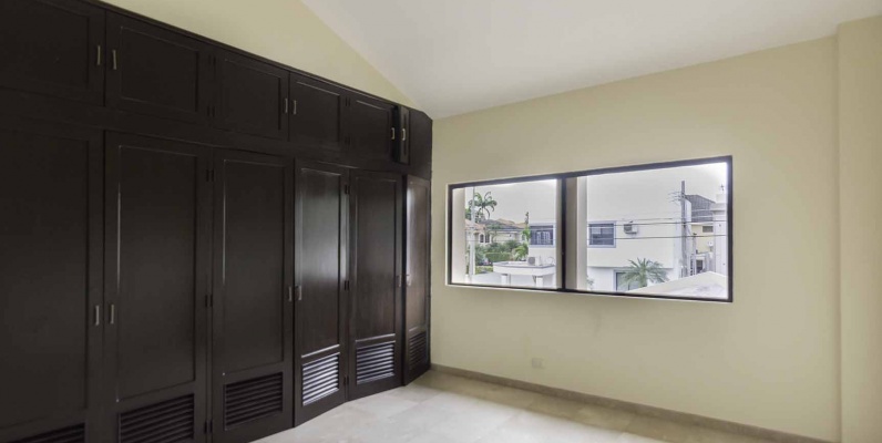 Casa en venta en Urbanización Villa Nueva Vía a Samborondón GeoBienes - Casa en venta en Urbanización Villa Nueva, Vía a Samborondón - Plusvalia Guayaquil Casas de venta y alquiler Inmobiliaria Ecuador