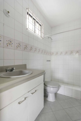 Casa en venta en Urbanización Villa Nueva Vía a Samborondón GeoBienes - Casa en venta en Urbanización Villa Nueva, Vía a Samborondón - Plusvalia Guayaquil Casas de venta y alquiler Inmobiliaria Ecuador