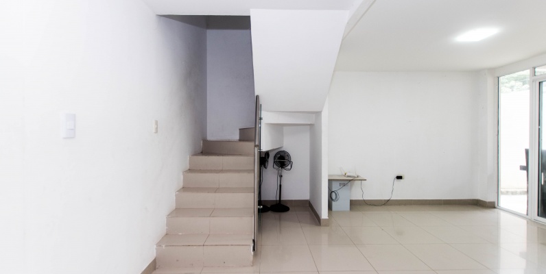 Casa en venta en Urbanización Villas del Rey GeoBienes - Casa en venta en Urbanización Villa del Rey, Etapa Rey Arturo - Plusvalia Guayaquil Casas de venta y alquiler Inmobiliaria Ecuador