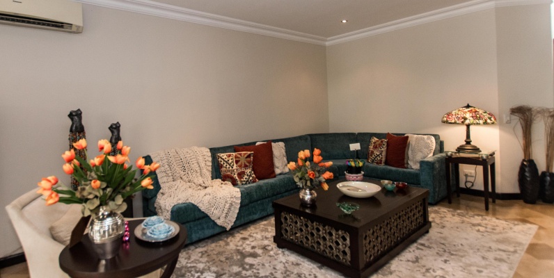 Casa en venta en Urbanización Vista al Parque, Samborondón GeoBienes - Casa en venta en Samborondón - Plusvalia Guayaquil Casas de venta y alquiler Inmobiliaria Ecuador