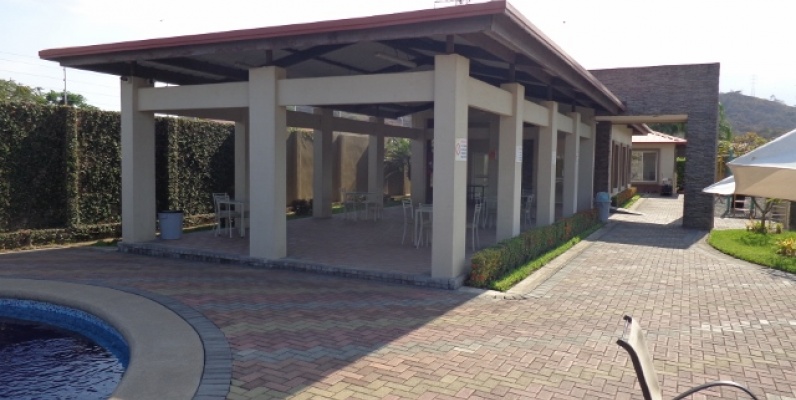 Casa en Venta en Villa Club, Etapa Iris GeoBienes - Casa en Venta en Villa Club, Etapa Iris - Plusvalia Guayaquil Casas de venta y alquiler Inmobiliaria Ecuador