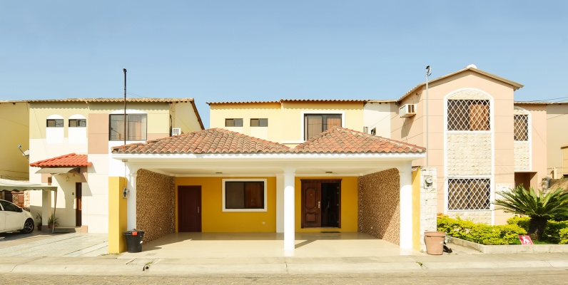 Casa en venta en Villa Club vía a Daule GeoBienes - Casa en venta en Villa Club vía a Samborondón - Plusvalia Guayaquil Casas de venta y alquiler Inmobiliaria Ecuador