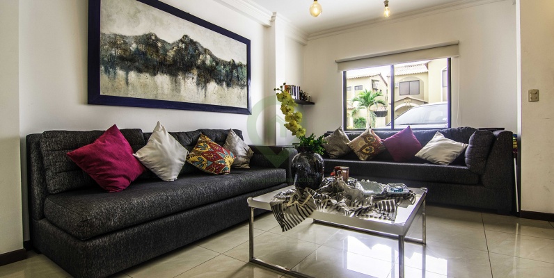 Casa en venta en Villa Club vía a Samborondón GeoBienes - Casa en venta en Villa Club vía a Samborondón - Plusvalia Guayaquil Casas de venta y alquiler Inmobiliaria Ecuador