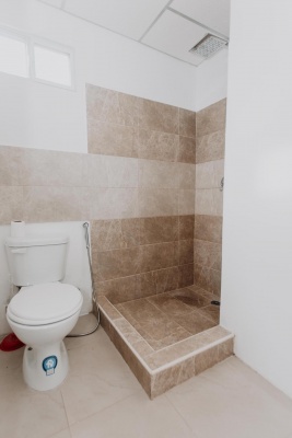 Casa en venta por estrenar en Urbanización Villa del Rey etapa Princesa Kate GeoBienes - Casa en venta por estrenar en Urbanización Villa del Rey etapa Princesa Kate - Plusvalia Guayaquil Casas de venta y alquiler Inmobiliaria Ecuador