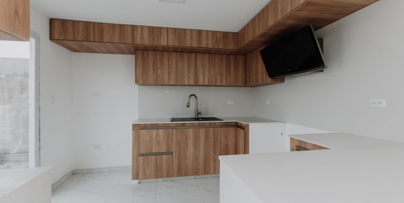 Casa en venta por estrenar en Urbanización Villa del Rey etapa Princesa Kate GeoBienes - Casa en venta por estrenar en Urbanización Villa del Rey etapa Princesa Kate - Plusvalia Guayaquil Casas de venta y alquiler Inmobiliaria Ecuador