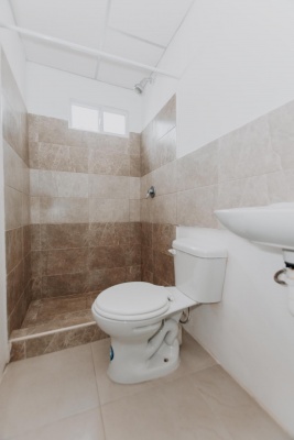 Casa en venta por estrenar en Urbanización Villa del Rey etapa Princesa Kate GeoBienes - Casa en venta por estrenar en Urbanización Villa del Rey etapa Princesa Kate - Plusvalia Guayaquil Casas de venta y alquiler Inmobiliaria Ecuador