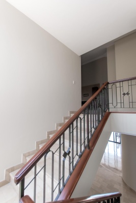 Casa en venta remodelada en la Urb. Villanueva, Km 1, Vía Samborondón GeoBienes - Casa en venta remodelada en la Urb. Villanueva, Km 1, Vía Samborondón - Plusvalia Guayaquil Casas de venta y alquiler Inmobiliaria Ecuador