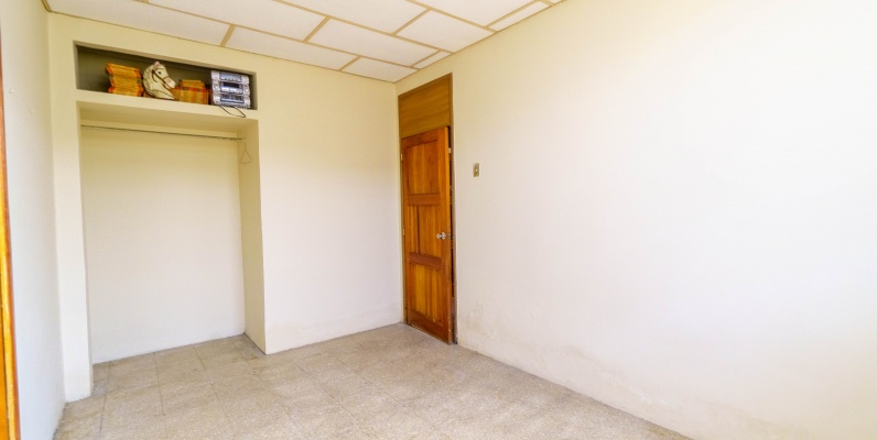 Casa en venta ubicada en Cdla del IESS, Sur de Guayaquil GeoBienes - Casa en venta ubicada en Cdla del IESS, Sur de Guayaquil - Plusvalia Guayaquil Casas de venta y alquiler Inmobiliaria Ecuador