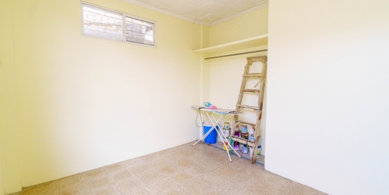 Casa en venta ubicada en Cdla del IESS, Sur de Guayaquil GeoBienes - Casa en venta ubicada en Cdla del IESS, Sur de Guayaquil - Plusvalia Guayaquil Casas de venta y alquiler Inmobiliaria Ecuador