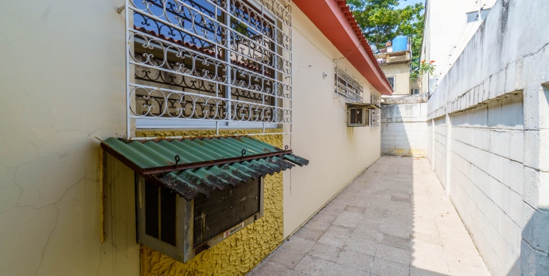Casa en venta ubicada en Cdla del IESS, Sur de Guayaquil GeoBienes - Casa en venta ubicada en Cdla del IESS, Sur de Guayaquil - Plusvalia Guayaquil Casas de venta y alquiler Inmobiliaria Ecuador