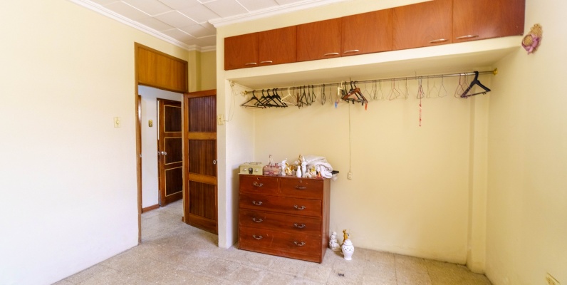 Casa en venta ubicada en Cdla del IESS, Sur de Guayaquil GeoBienes - Casa en venta ubicada en Cdla del IESS, Sur de Guayaquil - Plusvalia Guayaquil Casas de venta y alquiler Inmobiliaria Ecuador