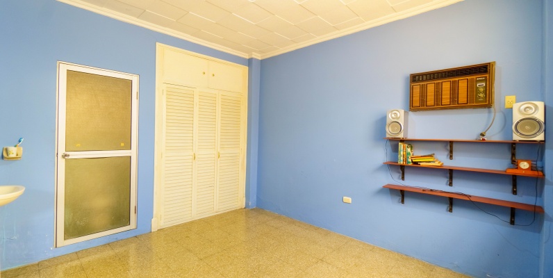 Casa en venta ubicada en Cdla del IESS, Sur de Guayaquil GeoBienes - Casa en venta ubicada en Cdla del IESS, Sur de Guayaquil - Plusvalia Guayaquil Casas de venta y alquiler Inmobiliaria Ecuador