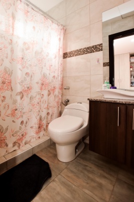 Casa en venta ubicada en Ciudad Celeste GeoBienes - Casa en venta ubicada en Ciudad Celeste - Plusvalia Guayaquil Casas de venta y alquiler Inmobiliaria Ecuador