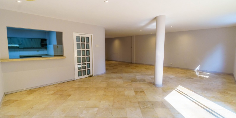 Casa en venta ubicada en conjunto cerrado en Urdesa, Norte de Guayaquil GeoBienes - Casa en venta ubicada en conjunto cerrado en Urdesa, Norte de Guayaquil - Plusvalia Guayaquil Casas de venta y alquiler Inmobiliaria Ecuador