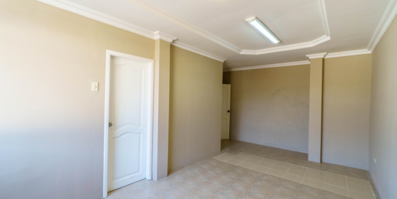Casa en venta ubicada en conjunto cerrado en Urdesa, Norte de Guayaquil GeoBienes - Casa en venta ubicada en conjunto cerrado en Urdesa, Norte de Guayaquil - Plusvalia Guayaquil Casas de venta y alquiler Inmobiliaria Ecuador