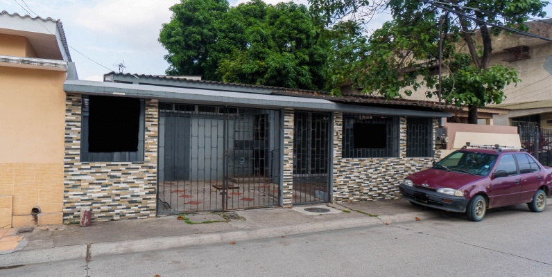 GeoBienes - Casa en venta ubicada en la Alborada, Norte de Guayaquil. - Plusvalia Guayaquil Casas de venta y alquiler Inmobiliaria Ecuador