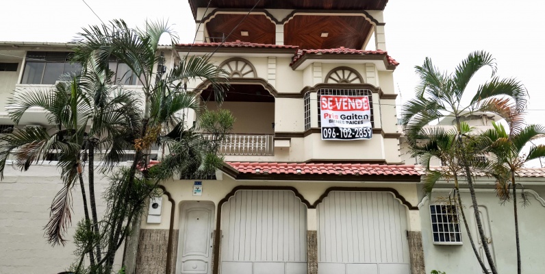 Casa en Venta Ubicada en La Garzota, Norte de Guayaquil GeoBienes - Casa en venta ubicada en La Garzota, Norte de Guayaquil - Plusvalia Guayaquil Casas de venta y alquiler Inmobiliaria Ecuador