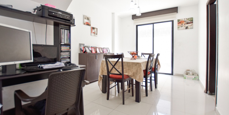 Casa en venta ubicada en la Urbanización La Joya, Etapa Perla GeoBienes - Casa en venta ubicada en la Urbanización La Joya, Etapa Perla - Plusvalia Guayaquil Casas de venta y alquiler Inmobiliaria Ecuador