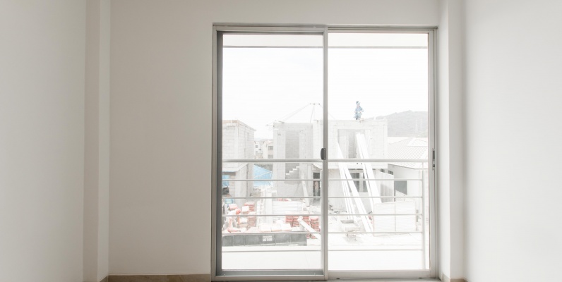 Casa en venta ubicada en la Urbanización Vistana 1000, Etapa Omega GeoBienes - Casa en venta ubicada en la Urbanización Vistana 1000, Etapa Omega - Plusvalia Guayaquil Casas de venta y alquiler Inmobiliaria Ecuador