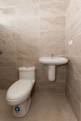 Casa en venta ubicada en la Urbanización Vistana 1000, Etapa Omega GeoBienes - Casa en venta ubicada en la Urbanización Vistana 1000, Etapa Omega - Plusvalia Guayaquil Casas de venta y alquiler Inmobiliaria Ecuador