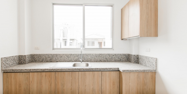 Casa en venta ubicada en la Urbanización Vistana 1000, Etapa Omega GeoBienes - Casa en venta ubicada en la Urbanización Vistana 1000, Etapa Omega - Plusvalia Guayaquil Casas de venta y alquiler Inmobiliaria Ecuador