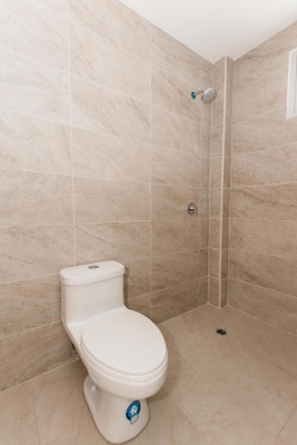 Casa en venta ubicada en la Urbanización Vistana 1000, Etapa Omega GeoBienes - Casa en venta ubicada en la Urbanización Vistana 1000, Etapa Omega - Plusvalia Guayaquil Casas de venta y alquiler Inmobiliaria Ecuador