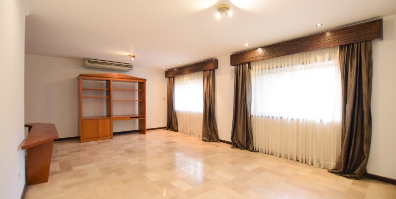 Casa en venta ubicada en Olivos I, Ceibos, Norte de Guayaquil GeoBienes - Casa en alquiler ubicada en Olivos I, Ceibos, Norte de Guayaquil - Plusvalia Guayaquil Casas de venta y alquiler Inmobiliaria Ecuador