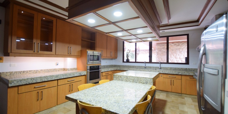 Casa en venta ubicada en Olivos I, Ceibos, Norte de Guayaquil GeoBienes - Casa en alquiler ubicada en Olivos I, Ceibos, Norte de Guayaquil - Plusvalia Guayaquil Casas de venta y alquiler Inmobiliaria Ecuador