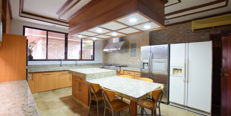Casa en venta ubicada en Olivos I, Ceibos, Norte de Guayaquil GeoBienes - Casa en alquiler ubicada en Olivos I, Ceibos, Norte de Guayaquil - Plusvalia Guayaquil Casas de venta y alquiler Inmobiliaria Ecuador