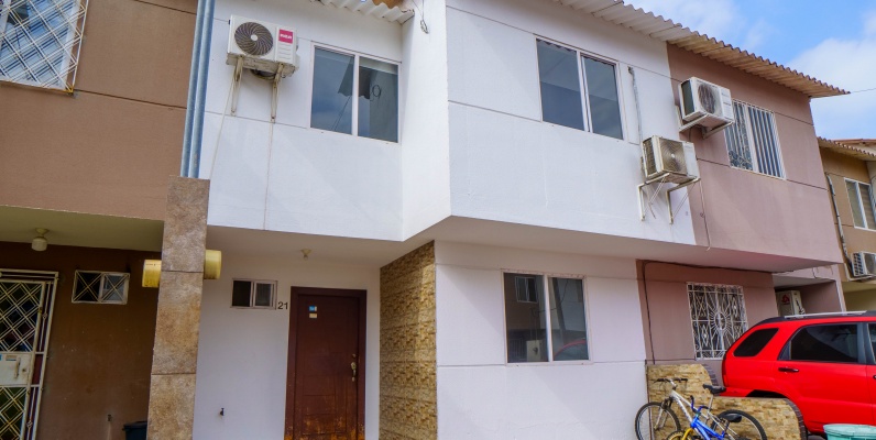 GeoBienes - Casa en alquiler ubicada en Paraiso del Rio, Norte de Guayaquil - Plusvalia Guayaquil Casas de venta y alquiler Inmobiliaria Ecuador