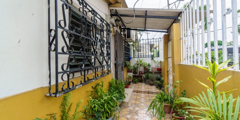 Casa en venta ubicada en Pradera 1, Sur de Guayaquil GeoBienes - Casa en venta ubicada en Pradera 1, Sur de Guayaquil - Plusvalia Guayaquil Casas de venta y alquiler Inmobiliaria Ecuador