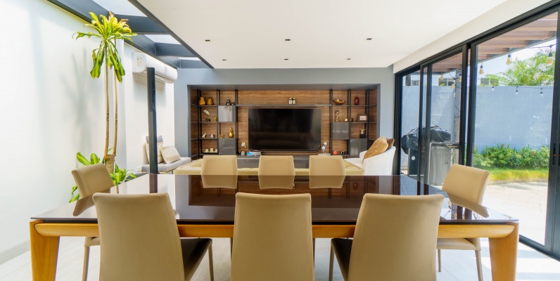 Casa en venta ubicada en Urbanización Entre Lagos, Samborondón GeoBienes - Casa en venta ubicada en Urbanización Entre Lagos, Samborondón - Plusvalia Guayaquil Casas de venta y alquiler Inmobiliaria Ecuador