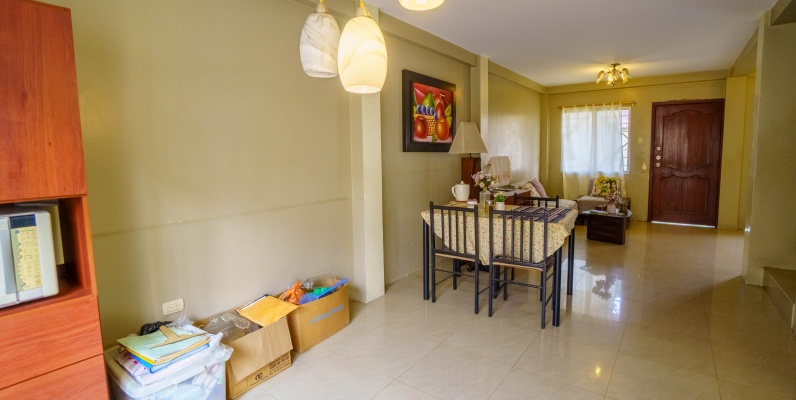 Casa en venta ubicada en urbanización Metrópolis 2 GeoBienes - Casa en venta ubicada en urbanización Metrópolis 2 - Plusvalia Guayaquil Casas de venta y alquiler Inmobiliaria Ecuador