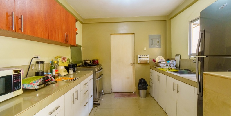 Casa en venta ubicada en urbanización Metrópolis 2 GeoBienes - Casa en venta ubicada en urbanización Metrópolis 2 - Plusvalia Guayaquil Casas de venta y alquiler Inmobiliaria Ecuador