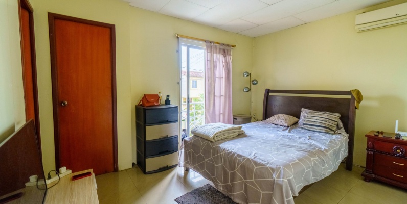 Casa en venta ubicada en urbanización Metrópolis 2 GeoBienes - Casa en venta ubicada en urbanización Metrópolis 2 - Plusvalia Guayaquil Casas de venta y alquiler Inmobiliaria Ecuador