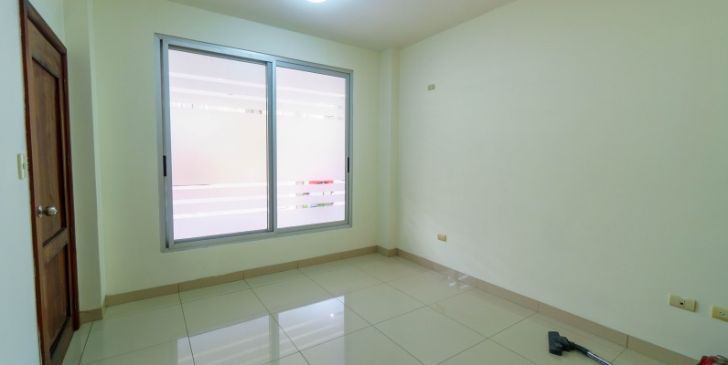 Casa en venta ubicada en Urbanización Villa Club, etapa Natura GeoBienes - Casa en venta ubicada en Urbanización Villa Club, etapa Natura - Plusvalia Guayaquil Casas de venta y alquiler Inmobiliaria Ecuador