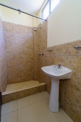 Casa en venta ubicada en Urbanización Villa Italia, La Aurora. Vía Daule GeoBienes - Casa en venta ubicada en Urbanización Villa Italia, La Aurora. Vía Daule - Plusvalia Guayaquil Casas de venta y alquiler Inmobiliaria Ecuador
