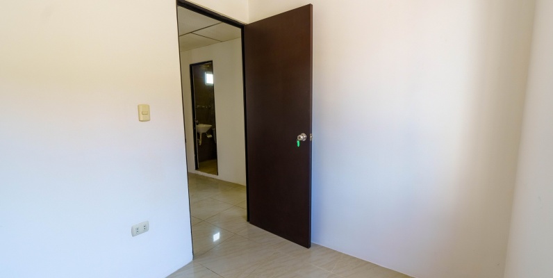 Casa en venta ubicada en Villa del Rey, Etapa Beatriz GeoBienes - Casa en venta ubicada en Villa del Rey, Etapa Beatriz - Plusvalia Guayaquil Casas de venta y alquiler Inmobiliaria Ecuador