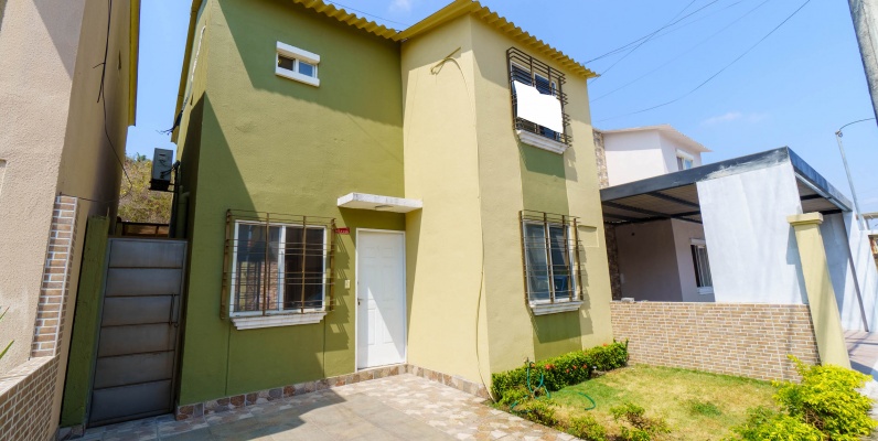 Casa en venta ubicada en Villa del Rey, Etapa Beatriz GeoBienes - Casa en venta ubicada en Villa del Rey, Etapa Beatriz - Plusvalia Guayaquil Casas de venta y alquiler Inmobiliaria Ecuador