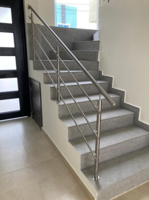 Casa en venta ubicado en Urbanización San Antonio, Samborondón GeoBienes - Casa en venta ubicado en Urbanización San Antonio, Samborondón - Plusvalia Guayaquil Casas de venta y alquiler Inmobiliaria Ecuador