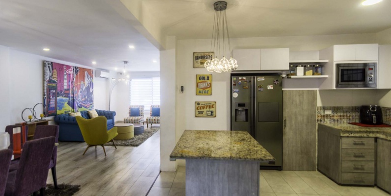 Casa en venta Urb. Las Riberas, Vía Samborondón GeoBienes - Casa en venta Urb. Las Riberas, Vía Samborondón - Plusvalia Guayaquil Casas de venta y alquiler Inmobiliaria Ecuador